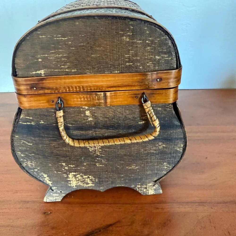 Vintage Woven Wooden Chest with Metal Accents trinket‎ box rustic 8x7x7”